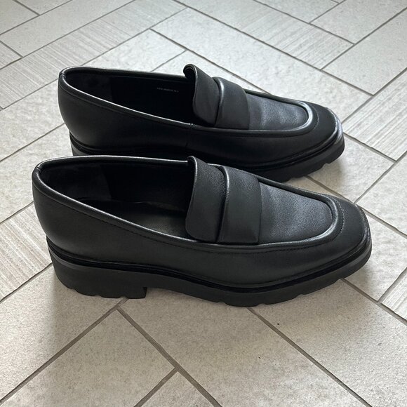 VINCE Black Leather Loafer - Picture 1 of 7